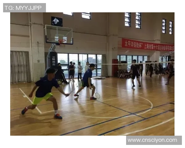 深圳羽毛球队在锦标赛中的强劲表现与战术分析 深圳羽毛球队在锦标赛中的强劲表现与战术分析